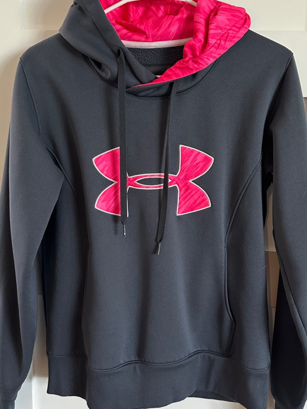 Under Armour Black Fleece-Lined Jacket with Pink Hood Lining